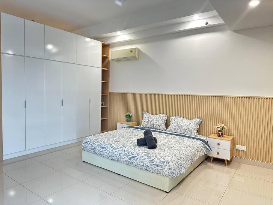 Vivo Soho Suite-5pax-next To Midvalley, Kl Center Kuala Lumpur