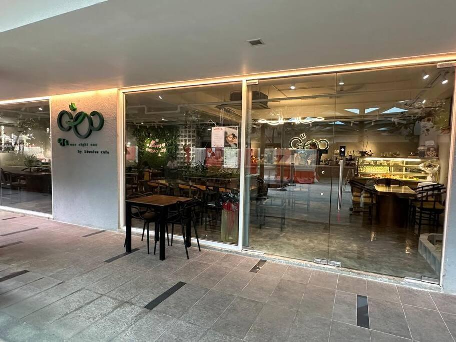 Vivo Soho Suite-5pax-next To Midvalley, Kl Center *
