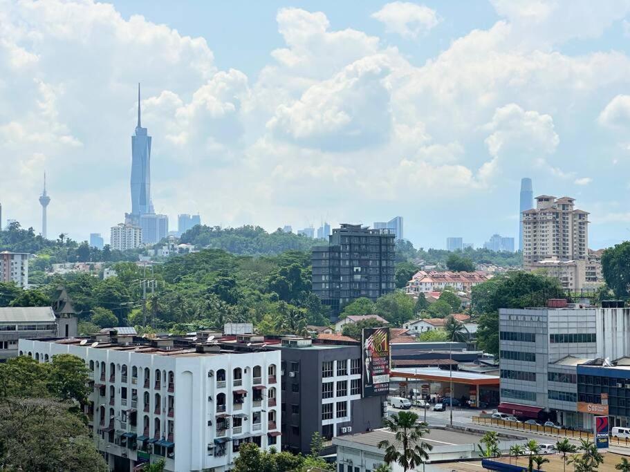 Vivo Soho Suite-5pax-next To Midvalley, Kl Center * Kuala Lumpur